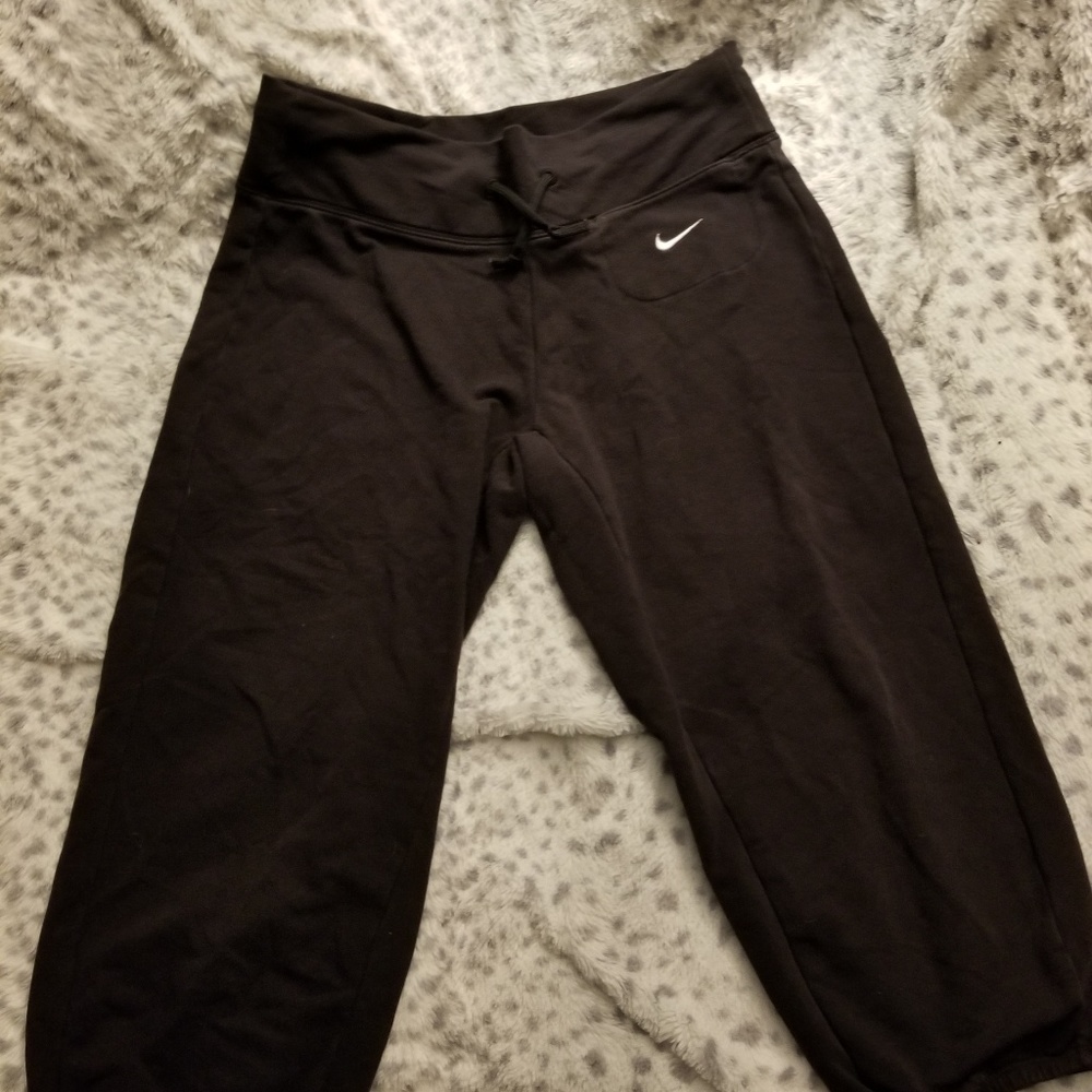Nike Dri fit sz xs black capri workout pants